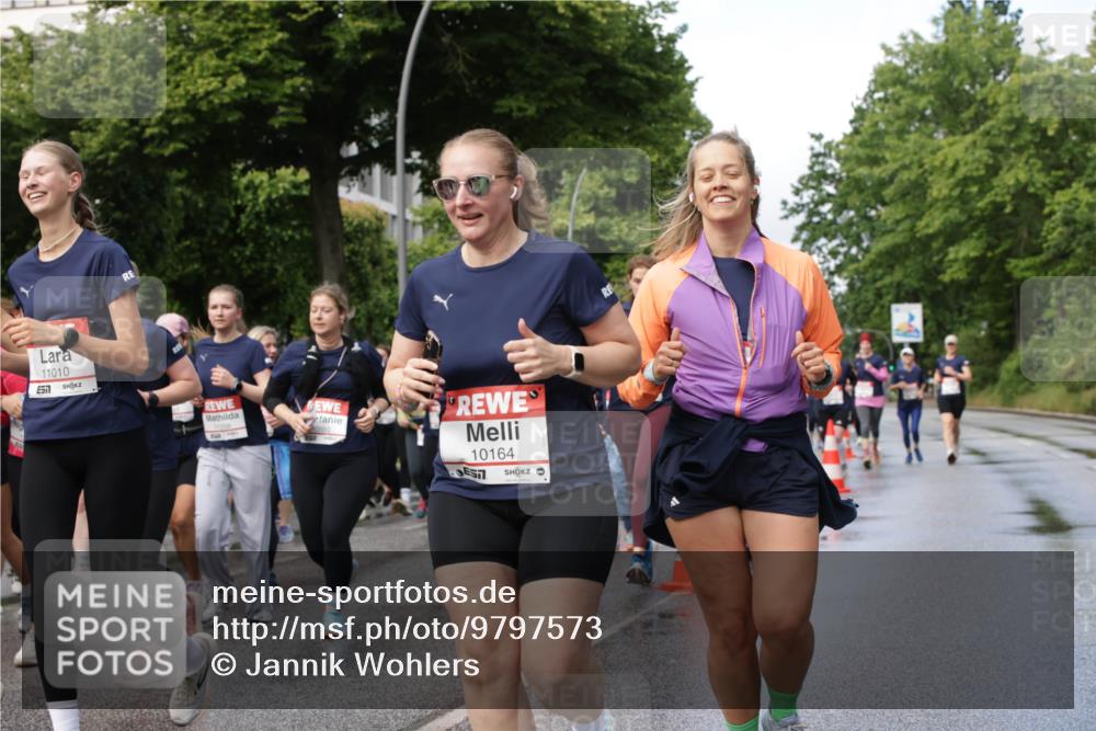 14.06.2026 - REWE Women's Run Jannik Wohlers http://msf.ph/oto/9797573 14.06.2026 09:11:51 Laufen 11010, 10164 meine-sportfotos.de