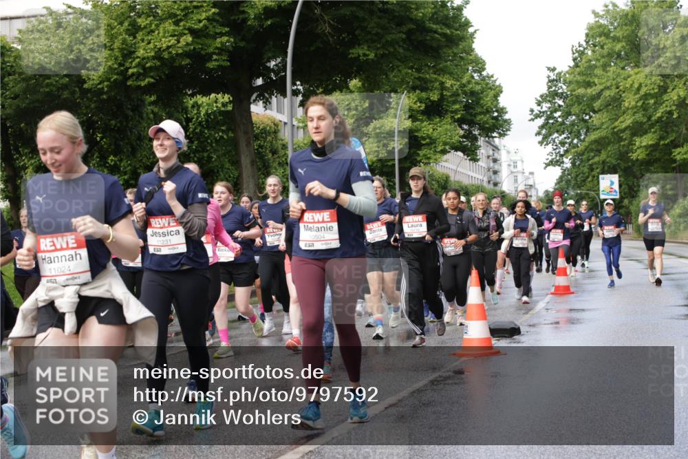 14.06.2026 - REWE Women's Run Jannik Wohlers http://msf.ph/oto/9797592 14.06.2026 09:11:53 Laufen 11024, 11231, 651, 10504 meine-sportfotos.de