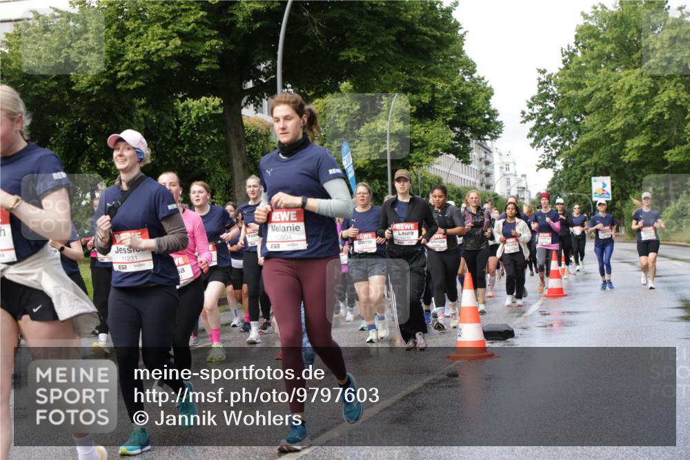 14.06.2026 - REWE Women's Run Jannik Wohlers http://msf.ph/oto/9797603 14.06.2026 09:11:53 Laufen 11231, 10504 meine-sportfotos.de
