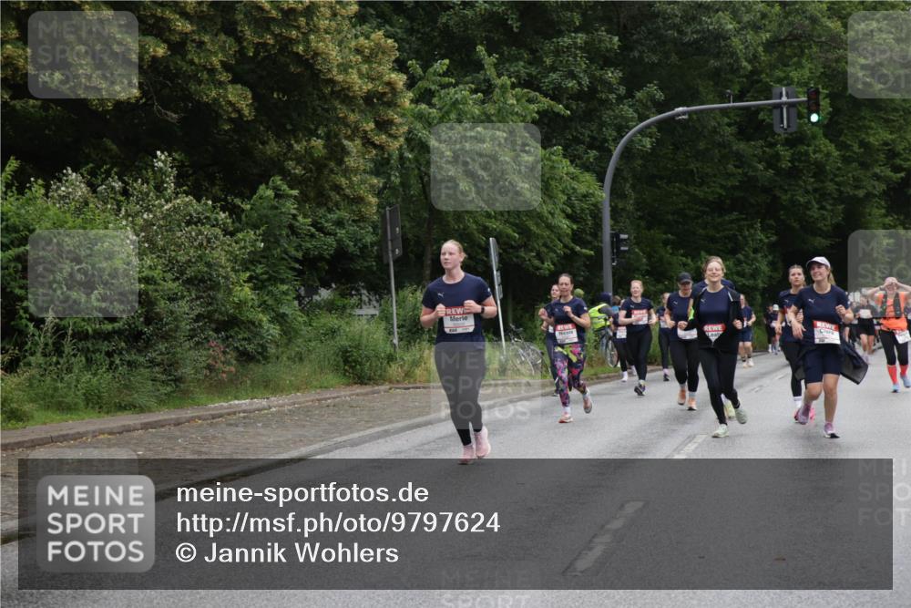 14.06.2026 - REWE Women's Run Jannik Wohlers http://msf.ph/oto/9797624 14.06.2026 10:01:03 Laufen  meine-sportfotos.de