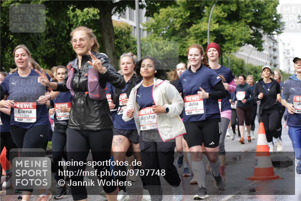 14.06.2026 - REWE Women's Run Jannik Wohlers http://msf.ph/oto/9797748 14.06.2026 09:11:58 Laufen 11359, 57, 11284, 57, 10336, 6577, 10238, 57 meine-sportfotos.de