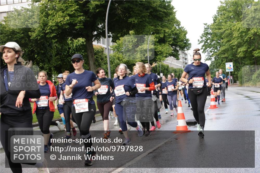 14.06.2026 - REWE Women's Run Jannik Wohlers http://msf.ph/oto/9797828 14.06.2026 09:12:02 Laufen 10140, 7, 10514, 10578 meine-sportfotos.de