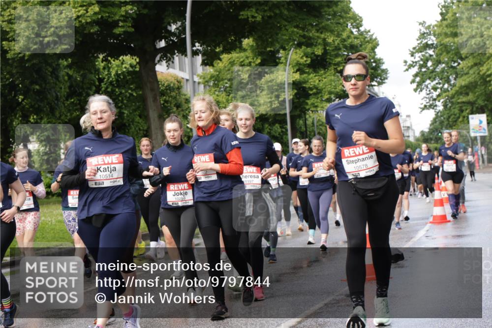 14.06.2026 - REWE Women's Run Jannik Wohlers http://msf.ph/oto/9797844 14.06.2026 09:12:03 Laufen 10514, 57, 10259, 1197, 10578 meine-sportfotos.de