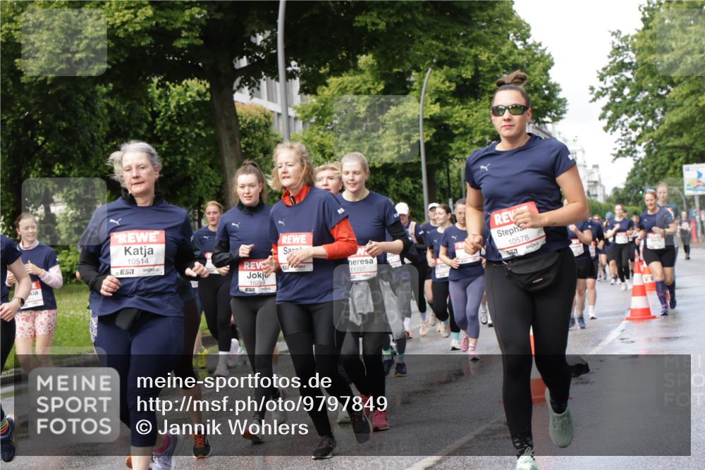 14.06.2026 - REWE Women's Run Jannik Wohlers http://msf.ph/oto/9797849 14.06.2026 09:12:03 Laufen 10514, 2, 10259, 11197, 10578, 557 meine-sportfotos.de