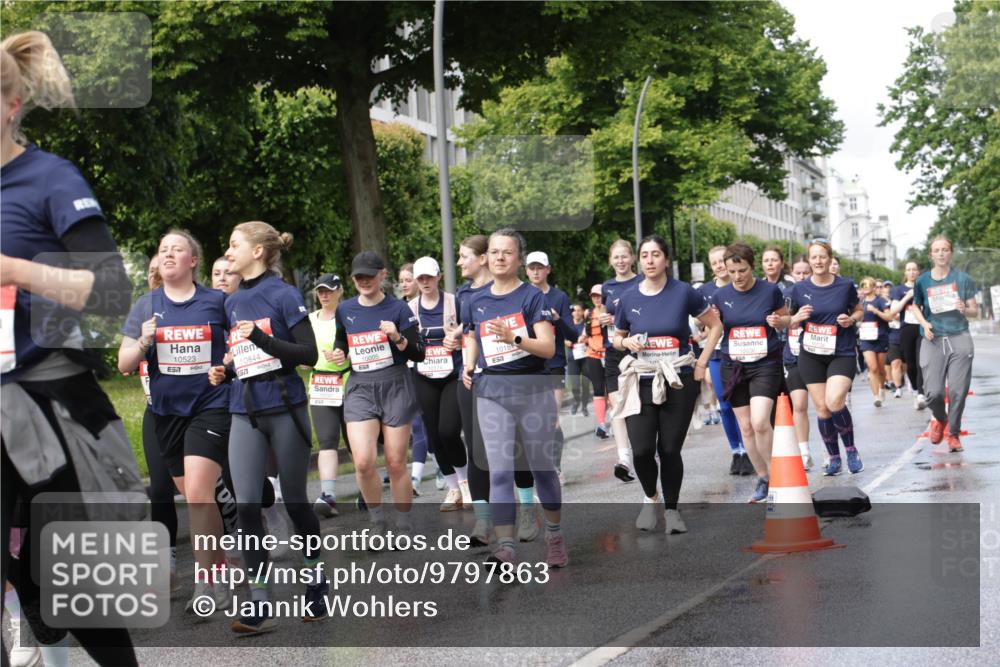14.06.2026 - REWE Women's Run Jannik Wohlers http://msf.ph/oto/9797863 14.06.2026 09:12:06 Laufen 10523, 7, 10844, 577, 10005, 1018 meine-sportfotos.de