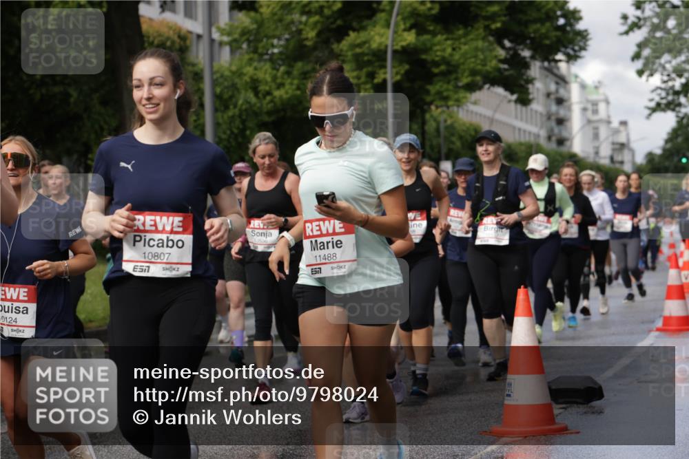 14.06.2026 - REWE Women's Run Jannik Wohlers http://msf.ph/oto/9798024 14.06.2026 09:12:15 Laufen 0124, 10807, 7, 0536, 11488, 57 meine-sportfotos.de