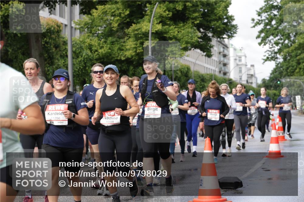 14.06.2026 - REWE Women's Run Jannik Wohlers http://msf.ph/oto/9798029 14.06.2026 09:12:17 Laufen 11256, 10137, 10458, 7, 90, 02, 22 meine-sportfotos.de