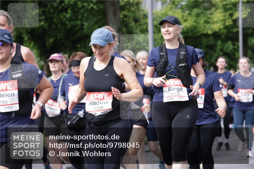 14.06.2026 - REWE Women's Run Jannik Wohlers http://msf.ph/oto/9798045 14.06.2026 09:12:18 Laufen 256, 10022, 10458, 10137 meine-sportfotos.de