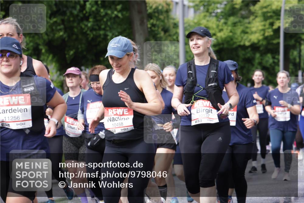 14.06.2026 - REWE Women's Run Jannik Wohlers http://msf.ph/oto/9798046 14.06.2026 09:12:18 Laufen 11256, 10022, 10458, 10137, 7 meine-sportfotos.de