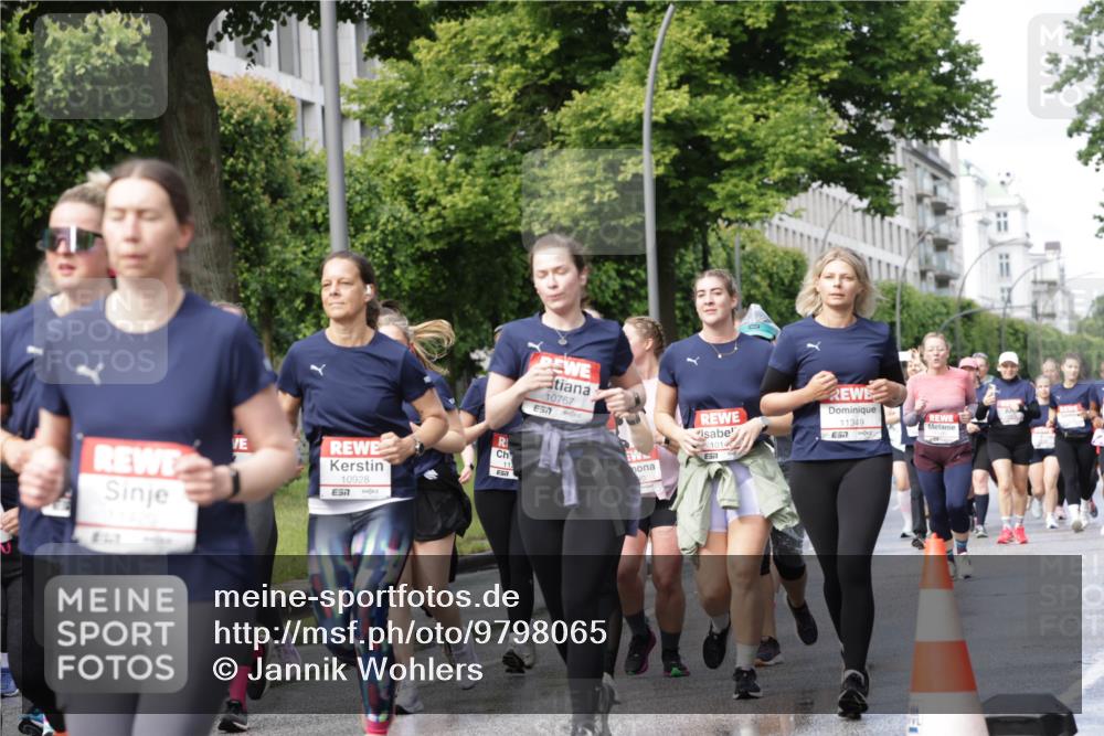 14.06.2026 - REWE Women's Run Jannik Wohlers http://msf.ph/oto/9798065 14.06.2026 09:12:24 Laufen 10928, 10767, 57, 11349, 7, 1014, 7 meine-sportfotos.de