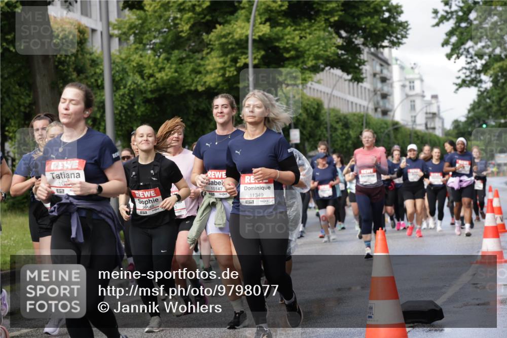 14.06.2026 - REWE Women's Run Jannik Wohlers http://msf.ph/oto/9798077 14.06.2026 09:12:26 Laufen 7, 10148, 10147, 557, 11349, 7, 3, 02, 22 meine-sportfotos.de