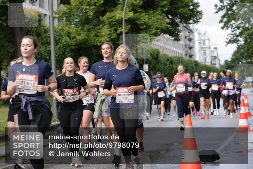 14.06.2026 - REWE Women's Run Jannik Wohlers http://msf.ph/oto/9798079 14.06.2026 09:12:26 Laufen 10767, 57, 10148, 0040, 11349 meine-sportfotos.de