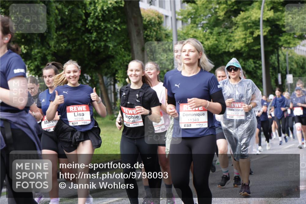 14.06.2026 - REWE Women's Run Jannik Wohlers http://msf.ph/oto/9798093 14.06.2026 09:12:27 Laufen 10330, 657, 10146, 7, 10148, 040, 11349, 7, 11362, 657 meine-sportfotos.de