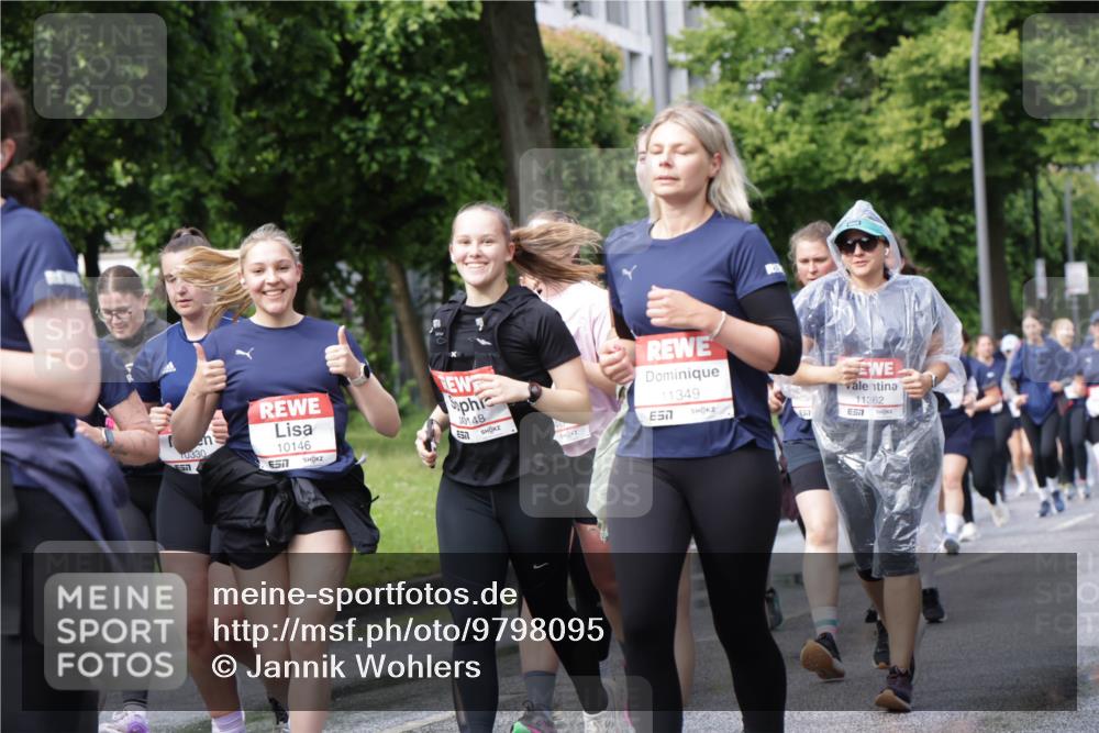14.06.2026 - REWE Women's Run Jannik Wohlers http://msf.ph/oto/9798095 14.06.2026 09:12:27 Laufen 0330, 10146, 57, 0148, 577, 11349, 7, 577, 11362 meine-sportfotos.de