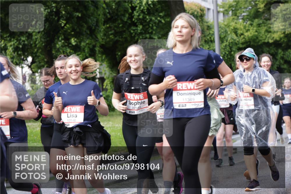 14.06.2026 - REWE Women's Run Jannik Wohlers http://msf.ph/oto/9798104 14.06.2026 09:12:27 Laufen 10146, 57, 10148, 10, 11349, 57, 10887, 1362 meine-sportfotos.de