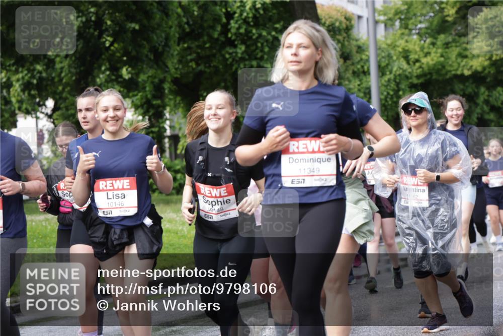 14.06.2026 - REWE Women's Run Jannik Wohlers http://msf.ph/oto/9798106 14.06.2026 09:12:27 Laufen 06, 10146, 7, 10148, 11349, 57, 1, 62 meine-sportfotos.de