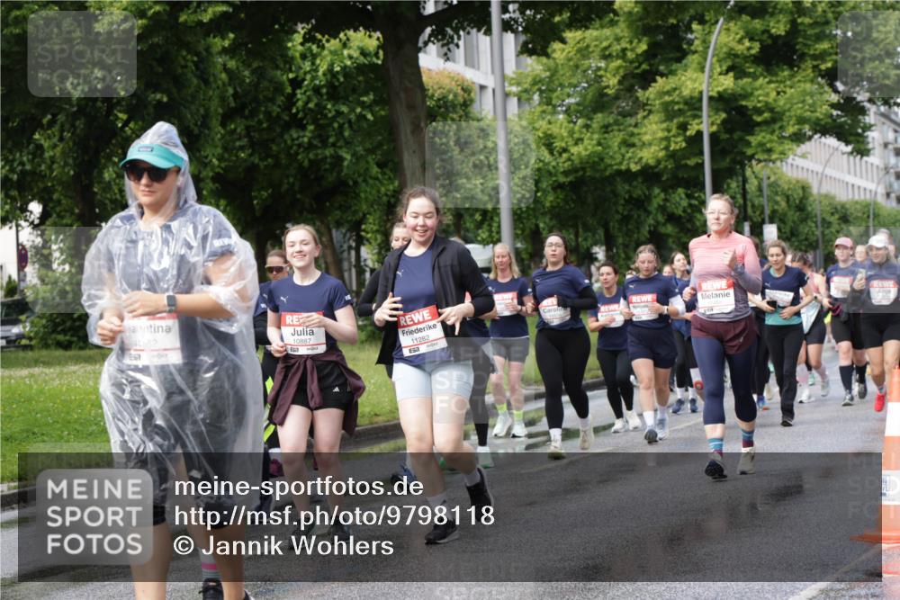 14.06.2026 - REWE Women's Run Jannik Wohlers http://msf.ph/oto/9798118 14.06.2026 09:12:29 Laufen 41, 62, 10887, 11282, 651 meine-sportfotos.de
