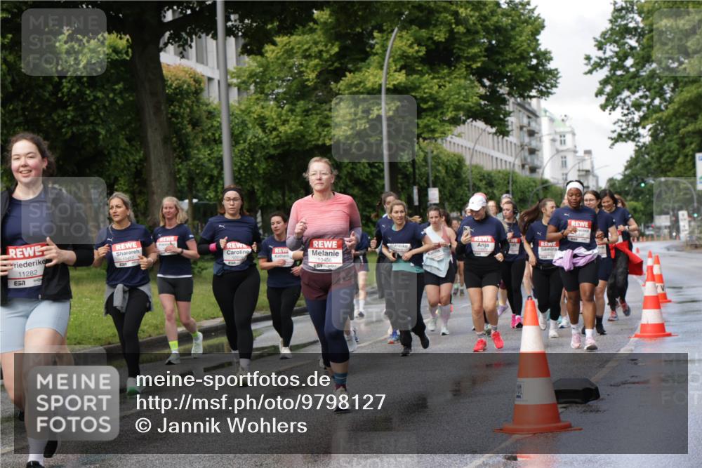 14.06.2026 - REWE Women's Run Jannik Wohlers http://msf.ph/oto/9798127 14.06.2026 09:12:31 Laufen 11282, 7, 10457, 10456 meine-sportfotos.de