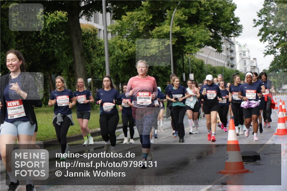 14.06.2026 - REWE Women's Run Jannik Wohlers http://msf.ph/oto/9798131 14.06.2026 09:12:31 Laufen 11282, 657, 10182, 10456 meine-sportfotos.de