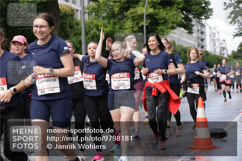 14.06.2026 - REWE Women's Run Jannik Wohlers http://msf.ph/oto/9798181 14.06.2026 09:12:37 Laufen 10751, 10487, 11029, 11168, 657, 11277, 002, 22 meine-sportfotos.de