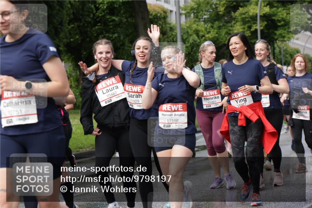 14.06.2026 - REWE Women's Run Jannik Wohlers http://msf.ph/oto/9798197 14.06.2026 09:12:38 Laufen 10751, 10487, 11029, 11168, 7, 11461, 11277, 19, 11094 meine-sportfotos.de