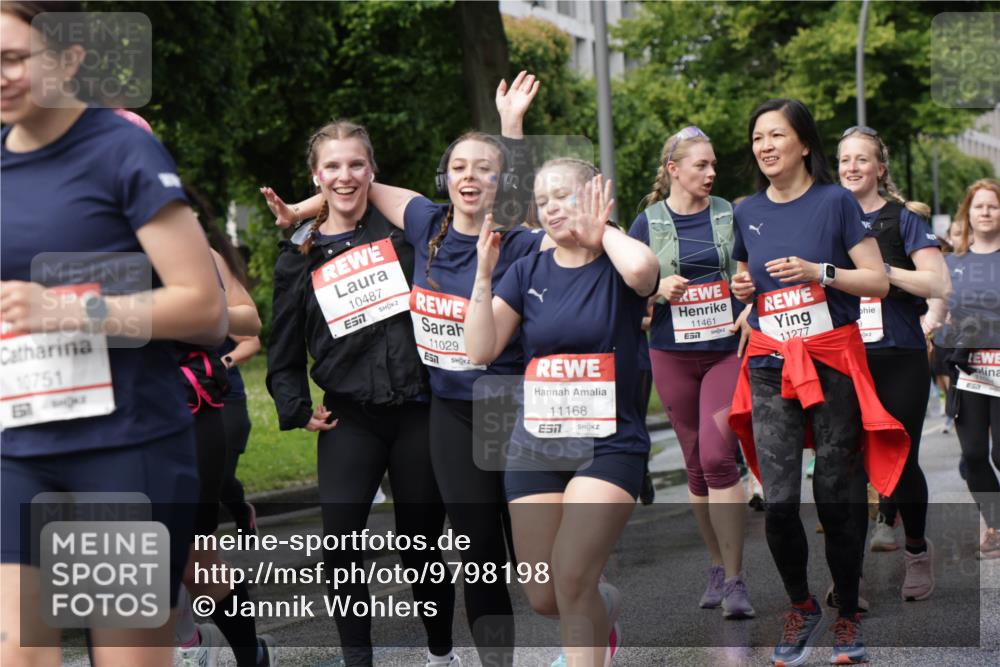 14.06.2026 - REWE Women's Run Jannik Wohlers http://msf.ph/oto/9798198 14.06.2026 09:12:38 Laufen 10751, 10487, 7, 11029, 11168, 7, 11461, 7, 11277 meine-sportfotos.de
