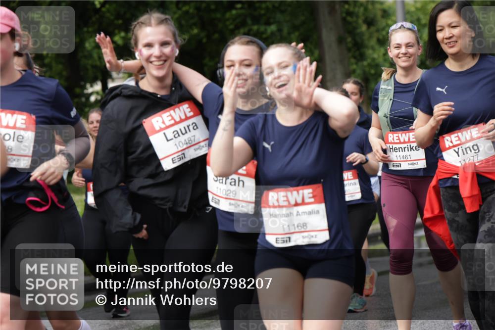 14.06.2026 - REWE Women's Run Jannik Wohlers http://msf.ph/oto/9798207 14.06.2026 09:12:39 Laufen 8, 10487, 7, 11029, 11168, 11461, 11277 meine-sportfotos.de
