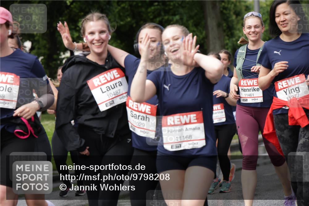 14.06.2026 - REWE Women's Run Jannik Wohlers http://msf.ph/oto/9798208 14.06.2026 09:12:39 Laufen 38, 10487, 11029, 11168, 0560, 11461, 7, 11277 meine-sportfotos.de