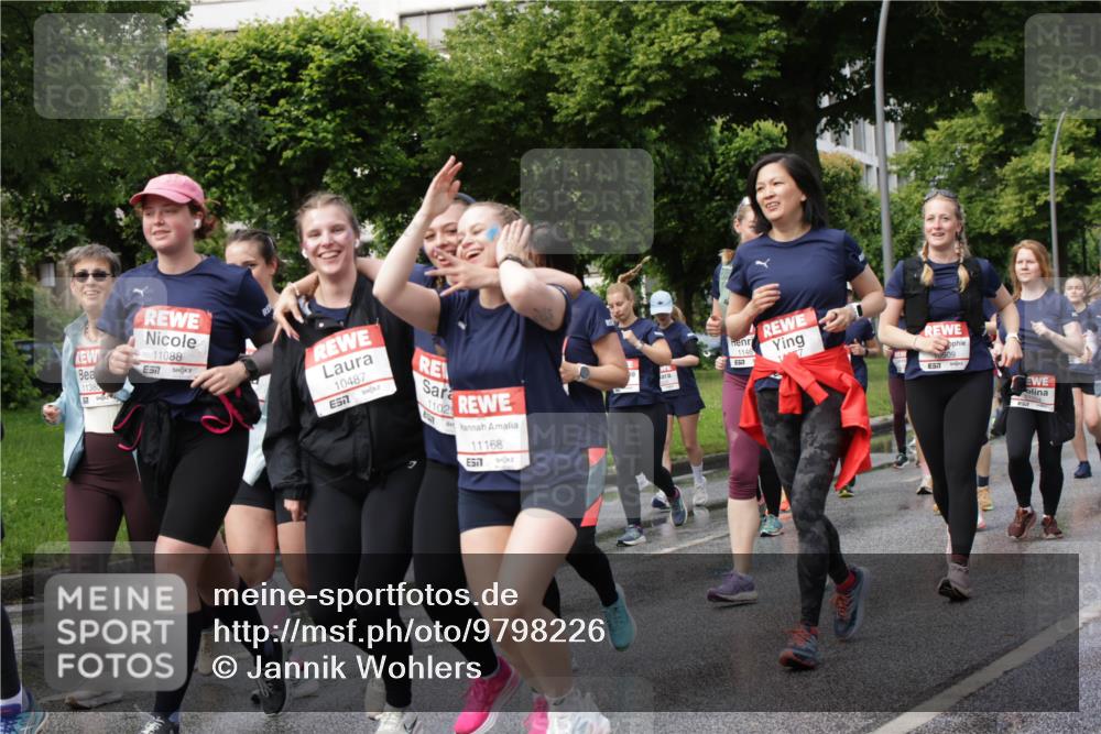 14.06.2026 - REWE Women's Run Jannik Wohlers http://msf.ph/oto/9798226 14.06.2026 09:12:39 Laufen 1138, 11088, 7, 10487, 7, 1102, 11168, 1146, 509 meine-sportfotos.de
