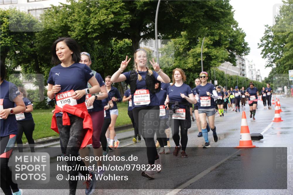 14.06.2026 - REWE Women's Run Jannik Wohlers http://msf.ph/oto/9798228 14.06.2026 09:12:40 Laufen 10509, 651 meine-sportfotos.de