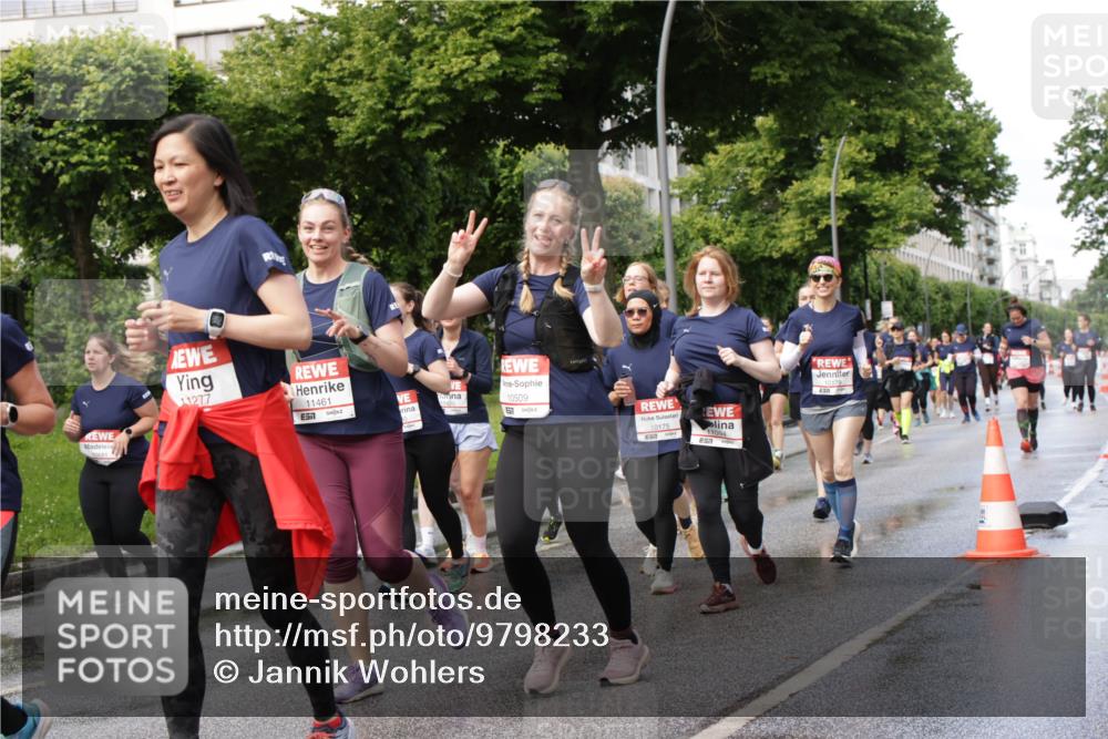 14.06.2026 - REWE Women's Run Jannik Wohlers http://msf.ph/oto/9798233 14.06.2026 09:12:40 Laufen 11277, 11461, 657, 10509, 57, 10175, 11094, 7 meine-sportfotos.de