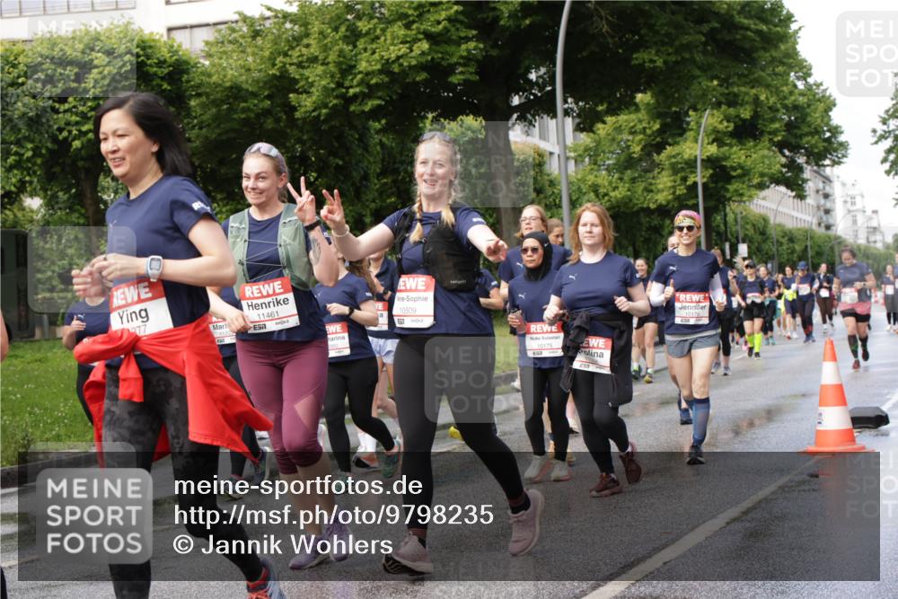 14.06.2026 - REWE Women's Run Jannik Wohlers http://msf.ph/oto/9798235 14.06.2026 09:12:40 Laufen 277, 11461, 51, 10509, 10175 meine-sportfotos.de