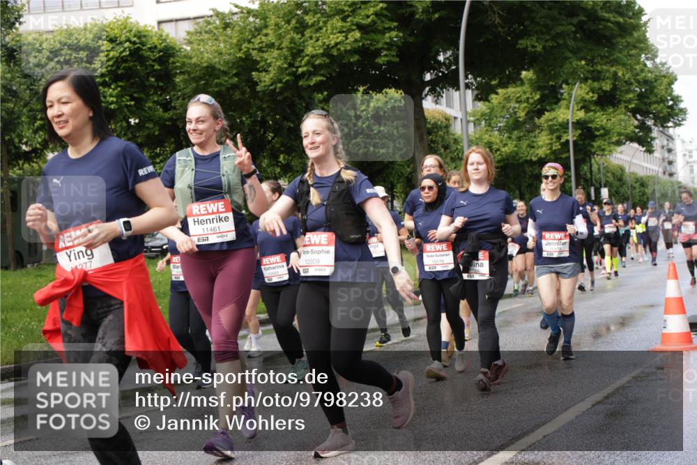 14.06.2026 - REWE Women's Run Jannik Wohlers http://msf.ph/oto/9798238 14.06.2026 09:12:41 Laufen 277, 11461, 7, 10509, 10175, 5, 1094 meine-sportfotos.de
