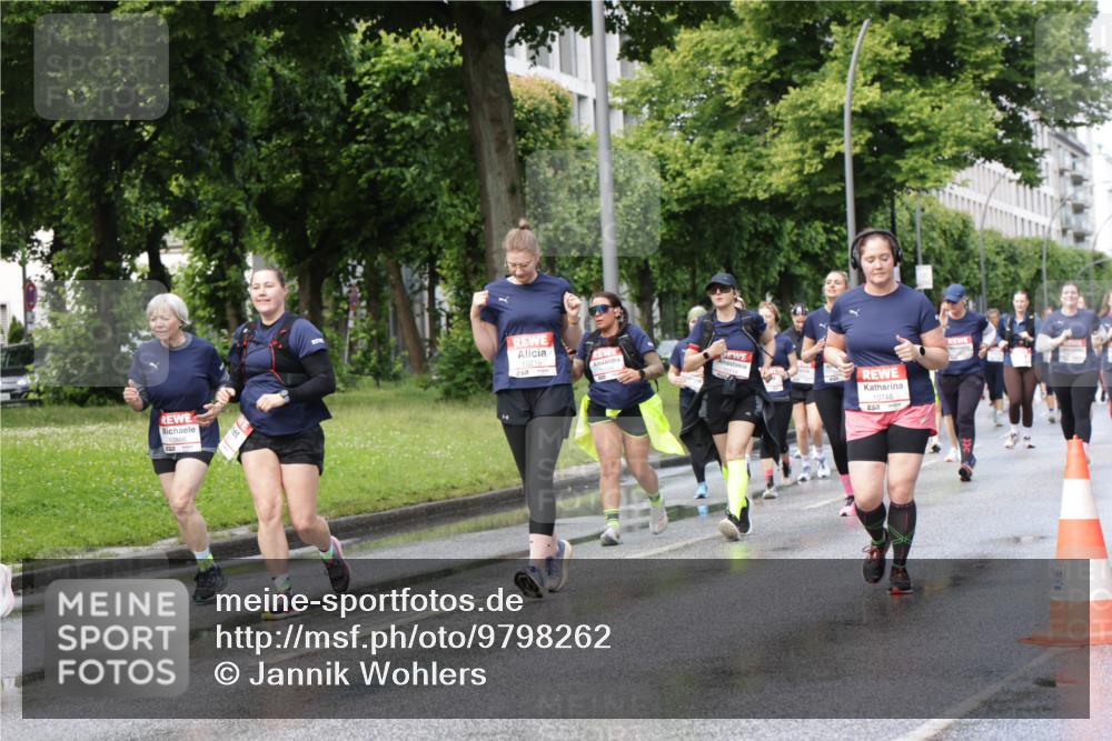 14.06.2026 - REWE Women's Run Jannik Wohlers http://msf.ph/oto/9798262 14.06.2026 09:12:45 Laufen 10866, 10714, 10746 meine-sportfotos.de