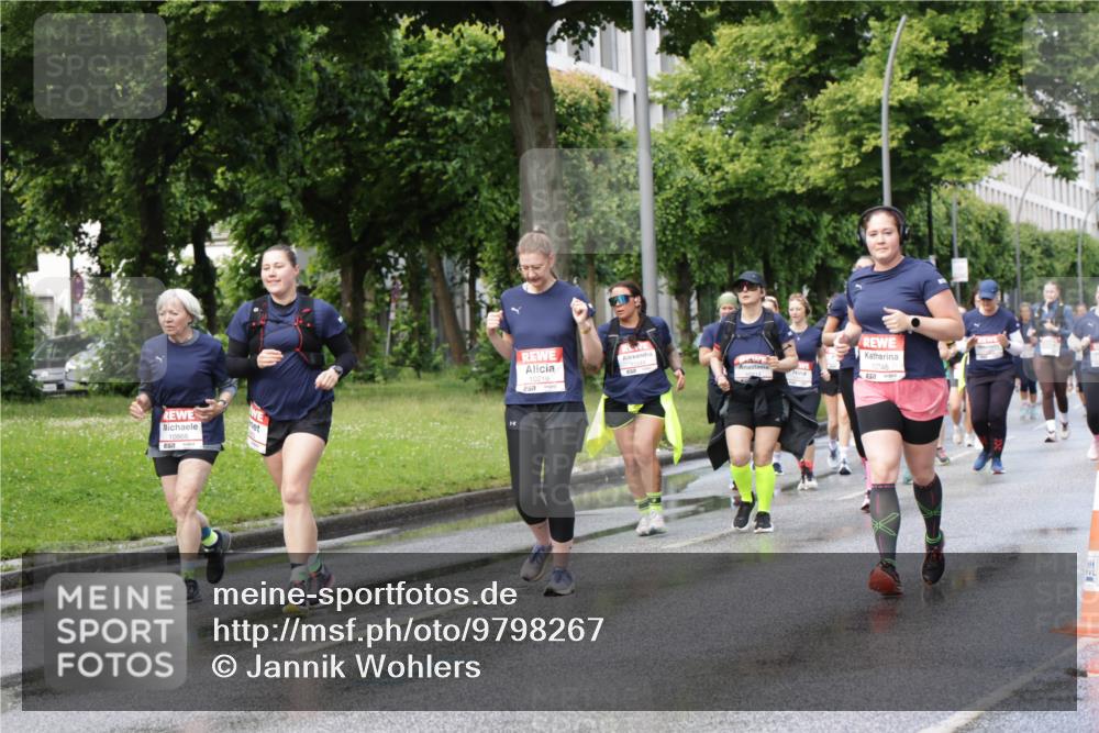 14.06.2026 - REWE Women's Run Jannik Wohlers http://msf.ph/oto/9798267 14.06.2026 09:12:45 Laufen 10866, 10216, 10746 meine-sportfotos.de