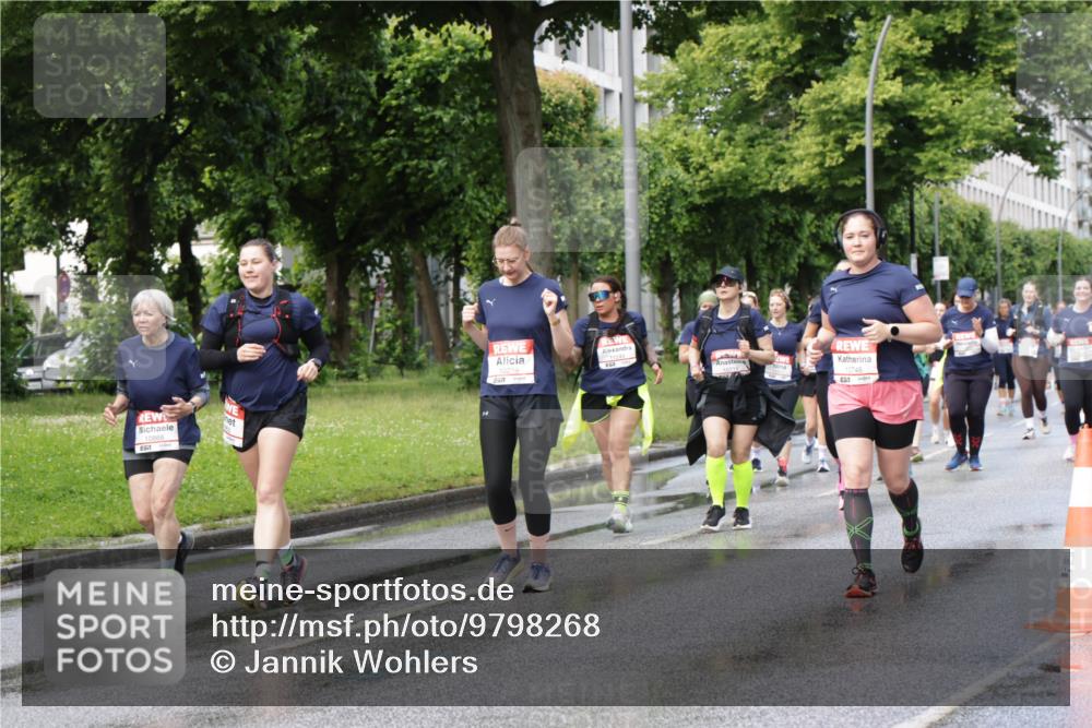 14.06.2026 - REWE Women's Run Jannik Wohlers http://msf.ph/oto/9798268 14.06.2026 09:12:45 Laufen 10866, 10714, 10746 meine-sportfotos.de