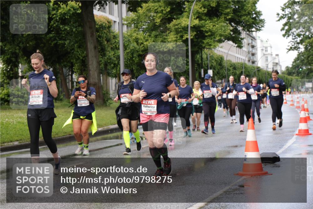 14.06.2026 - REWE Women's Run Jannik Wohlers http://msf.ph/oto/9798275 14.06.2026 09:12:46 Laufen 10216, 1249, 10746, 651 meine-sportfotos.de
