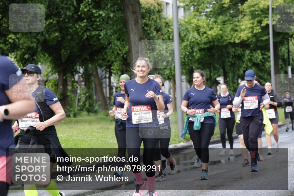 14.06.2026 - REWE Women's Run Jannik Wohlers http://msf.ph/oto/9798291 14.06.2026 09:12:48 Laufen 10714, 10571, 57, 11028 meine-sportfotos.de