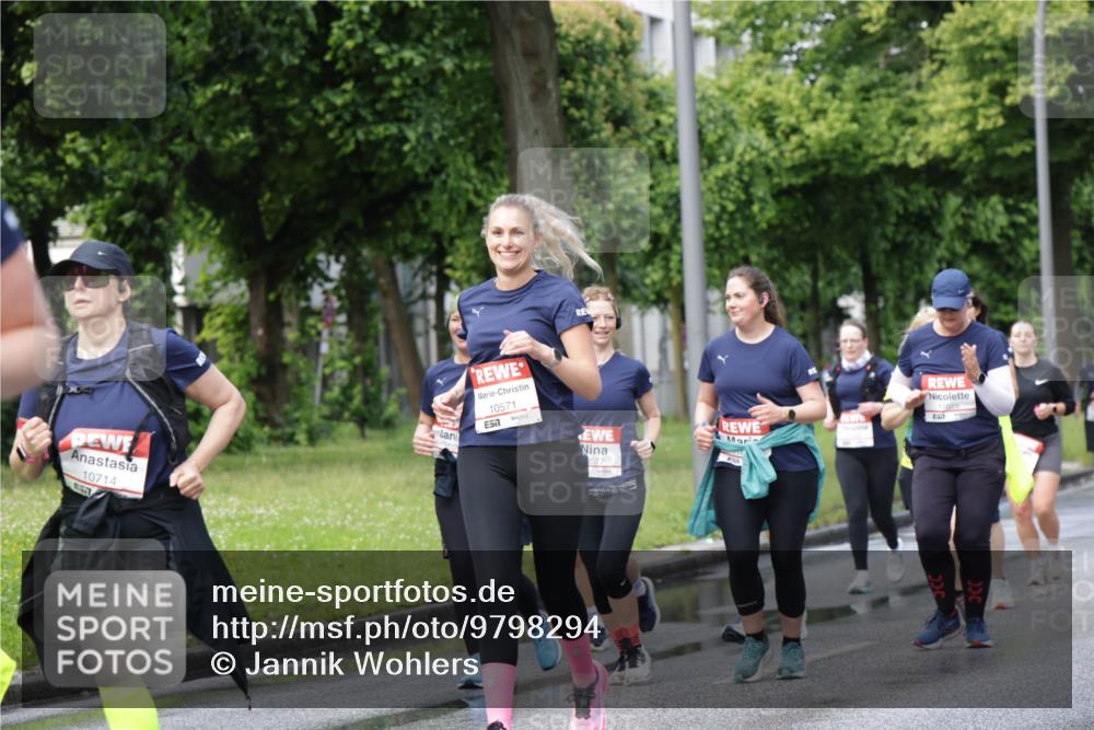 14.06.2026 - REWE Women's Run Jannik Wohlers http://msf.ph/oto/9798294 14.06.2026 09:12:48 Laufen 10714, 6577, 10571, 57, 577 meine-sportfotos.de