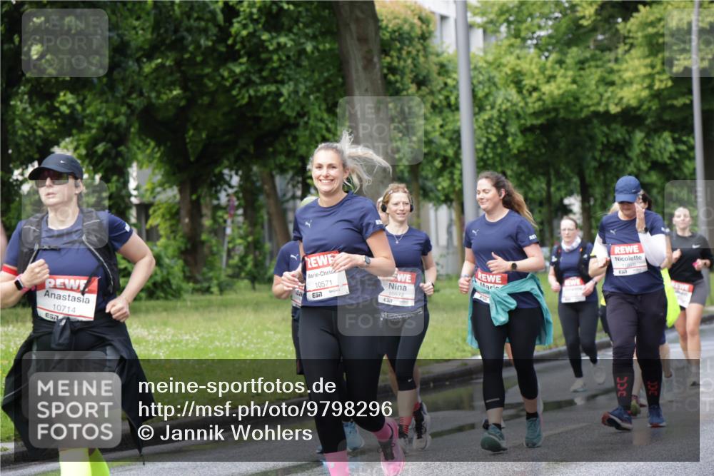 14.06.2026 - REWE Women's Run Jannik Wohlers http://msf.ph/oto/9798296 14.06.2026 09:12:49 Laufen 10714, 10571, 57, 10577 meine-sportfotos.de