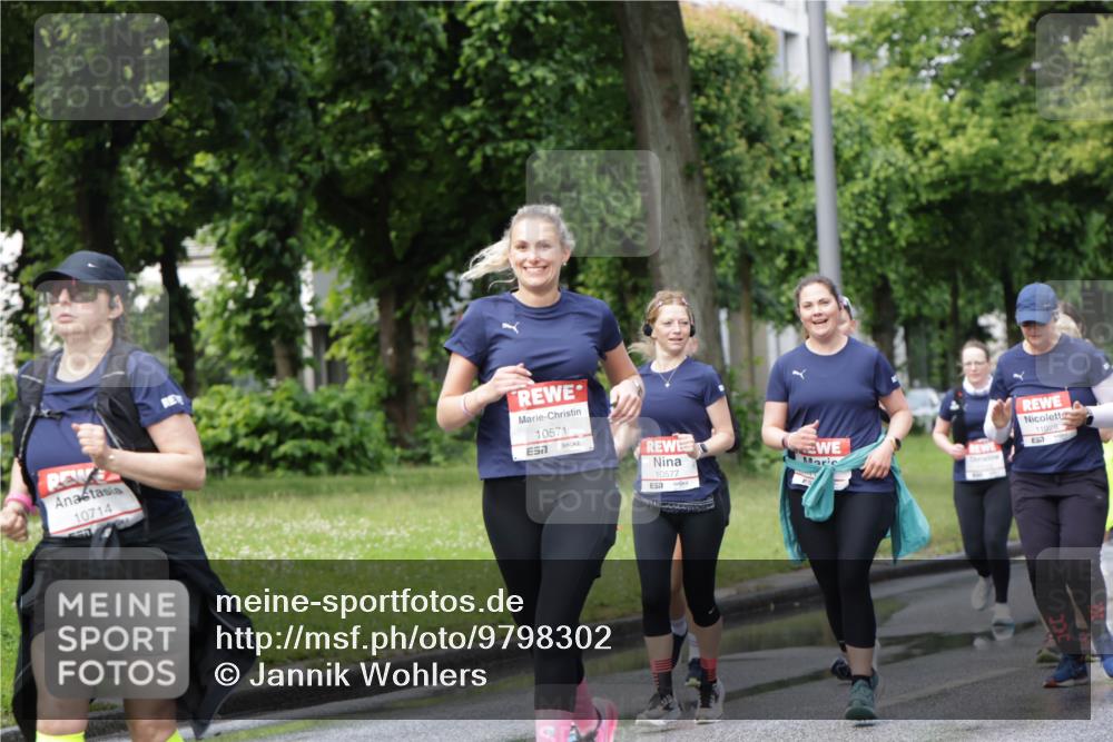 14.06.2026 - REWE Women's Run Jannik Wohlers http://msf.ph/oto/9798302 14.06.2026 09:12:49 Laufen 10714, 10571, 7, 10577, 657, 11028 meine-sportfotos.de