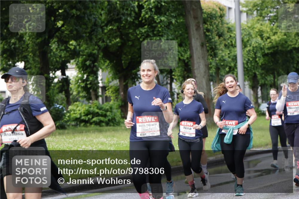 14.06.2026 - REWE Women's Run Jannik Wohlers http://msf.ph/oto/9798306 14.06.2026 09:12:49 Laufen 10714, 10571, 7, 10577, 11028 meine-sportfotos.de