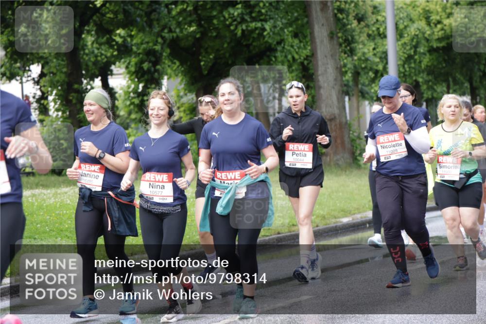 14.06.2026 - REWE Women's Run Jannik Wohlers http://msf.ph/oto/9798314 14.06.2026 09:12:50 Laufen 10485, 10577, 7, 10044, 57, 7, 11028, 11000, 657 meine-sportfotos.de