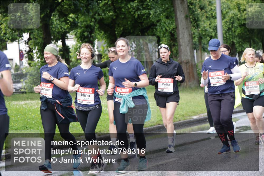 14.06.2026 - REWE Women's Run Jannik Wohlers http://msf.ph/oto/9798316 14.06.2026 09:12:51 Laufen 10485, 10577, 7, 10044, 57, 11028, 57, 11000, 57 meine-sportfotos.de