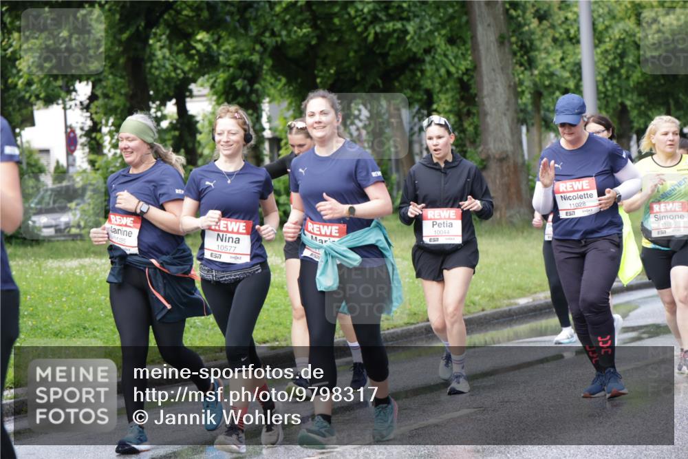 14.06.2026 - REWE Women's Run Jannik Wohlers http://msf.ph/oto/9798317 14.06.2026 09:12:51 Laufen 10485, 10577, 57, 10044, 11028, 7, 11000, 51 meine-sportfotos.de