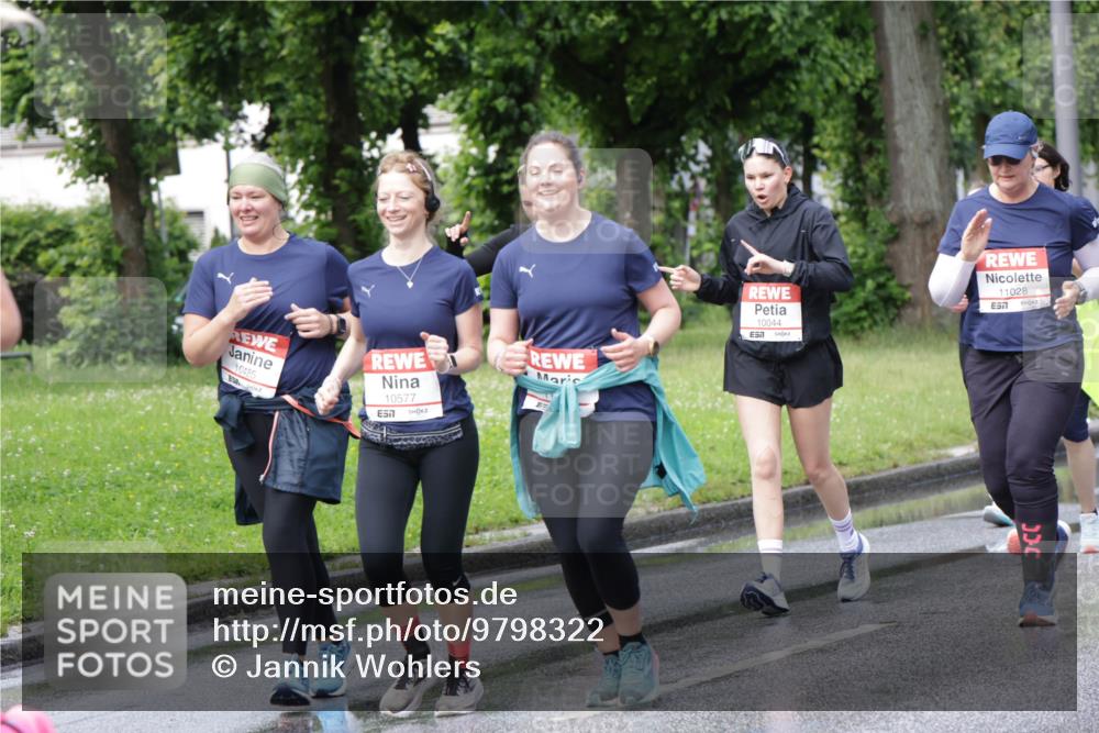 14.06.2026 - REWE Women's Run Jannik Wohlers http://msf.ph/oto/9798322 14.06.2026 09:12:51 Laufen 10485, 10577, 57, 10044, 57, 11028, 7 meine-sportfotos.de