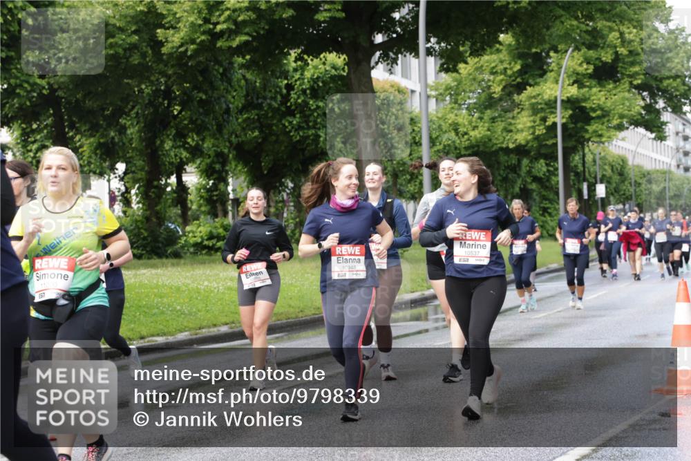 14.06.2026 - REWE Women's Run Jannik Wohlers http://msf.ph/oto/9798339 14.06.2026 09:12:55 Laufen 11000, 57, 10948, 57, 10537, 7 meine-sportfotos.de