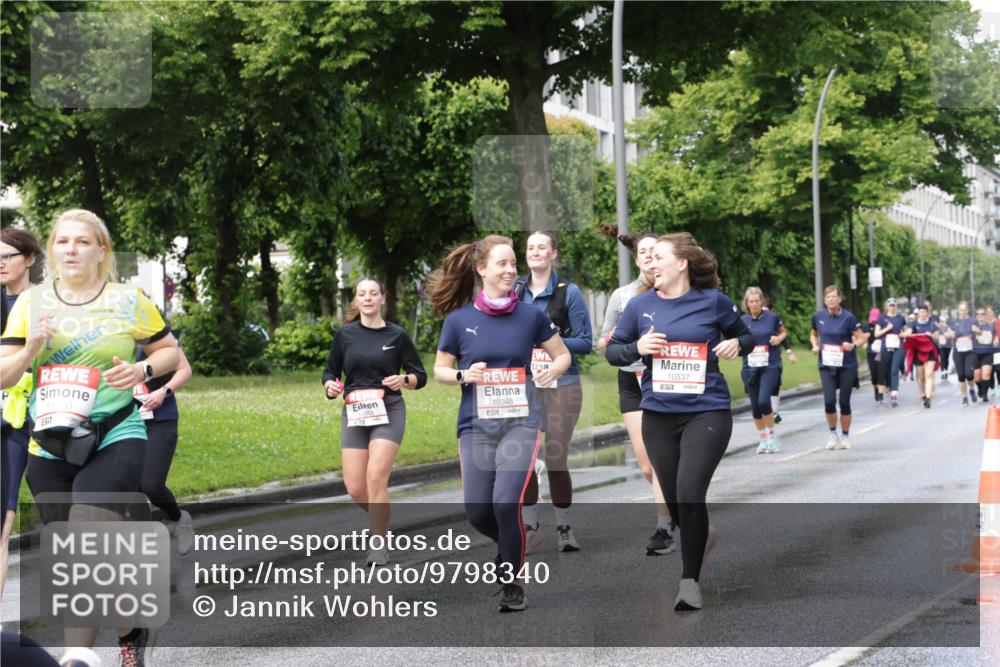 14.06.2026 - REWE Women's Run Jannik Wohlers http://msf.ph/oto/9798340 14.06.2026 09:12:55 Laufen 11000, 517, 10948, 7, 10537, 57 meine-sportfotos.de