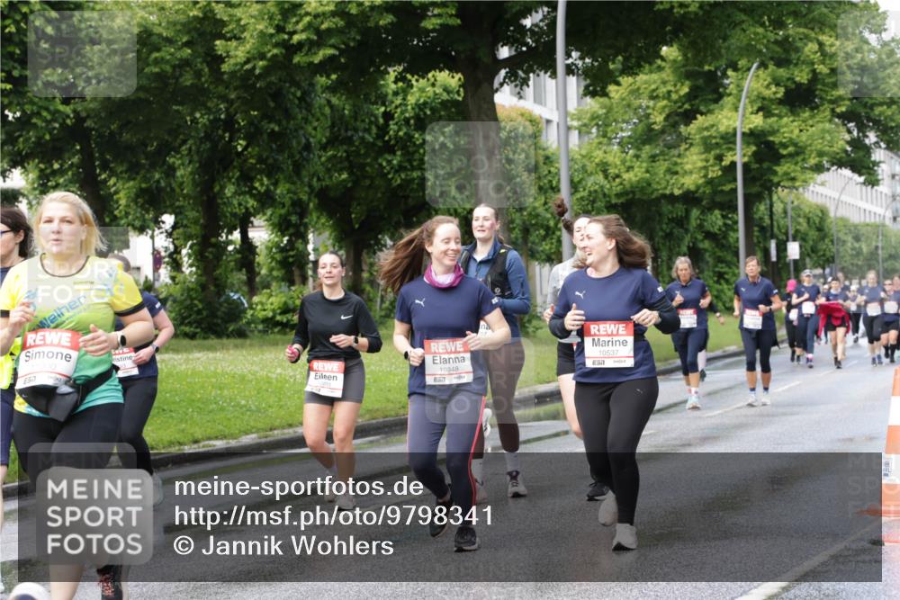 14.06.2026 - REWE Women's Run Jannik Wohlers http://msf.ph/oto/9798341 14.06.2026 09:12:55 Laufen 517, 10948, 7, 10537, 7 meine-sportfotos.de