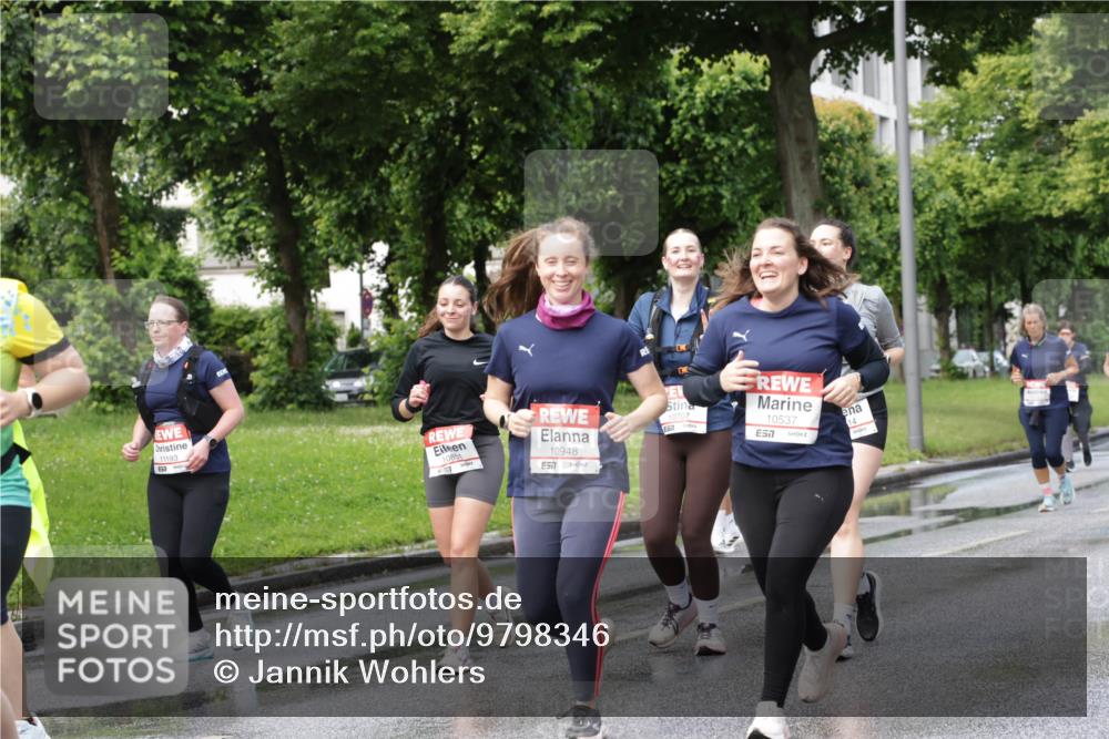 14.06.2026 - REWE Women's Run Jannik Wohlers http://msf.ph/oto/9798346 14.06.2026 09:12:56 Laufen 11193, 0851, 10948, 57, 10707, 517, 10537, 7, 14 meine-sportfotos.de
